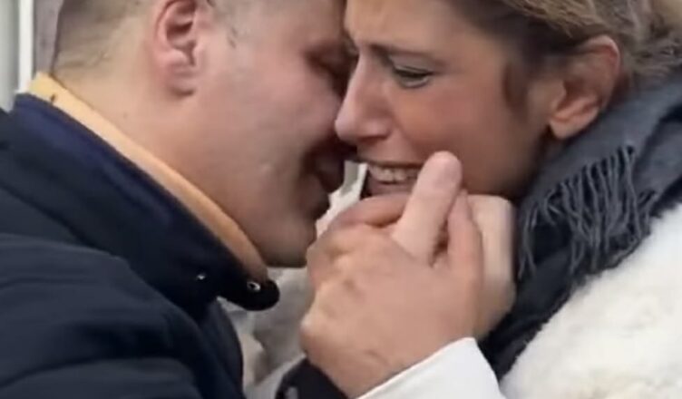 VIGENI & LINDAYI HANDIPUM@