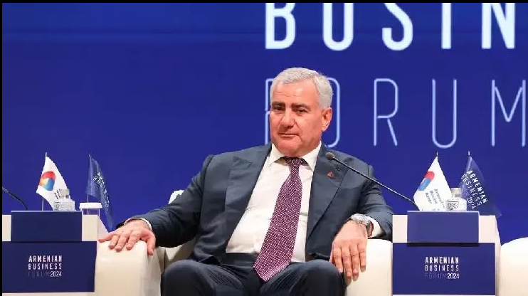 Неожиданный ответ Самвела Карпетяна