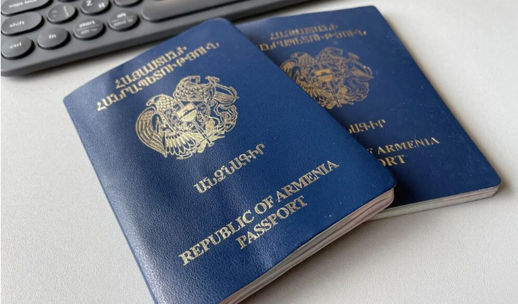 В Армении будет полностью изменена система удостоверений личности.